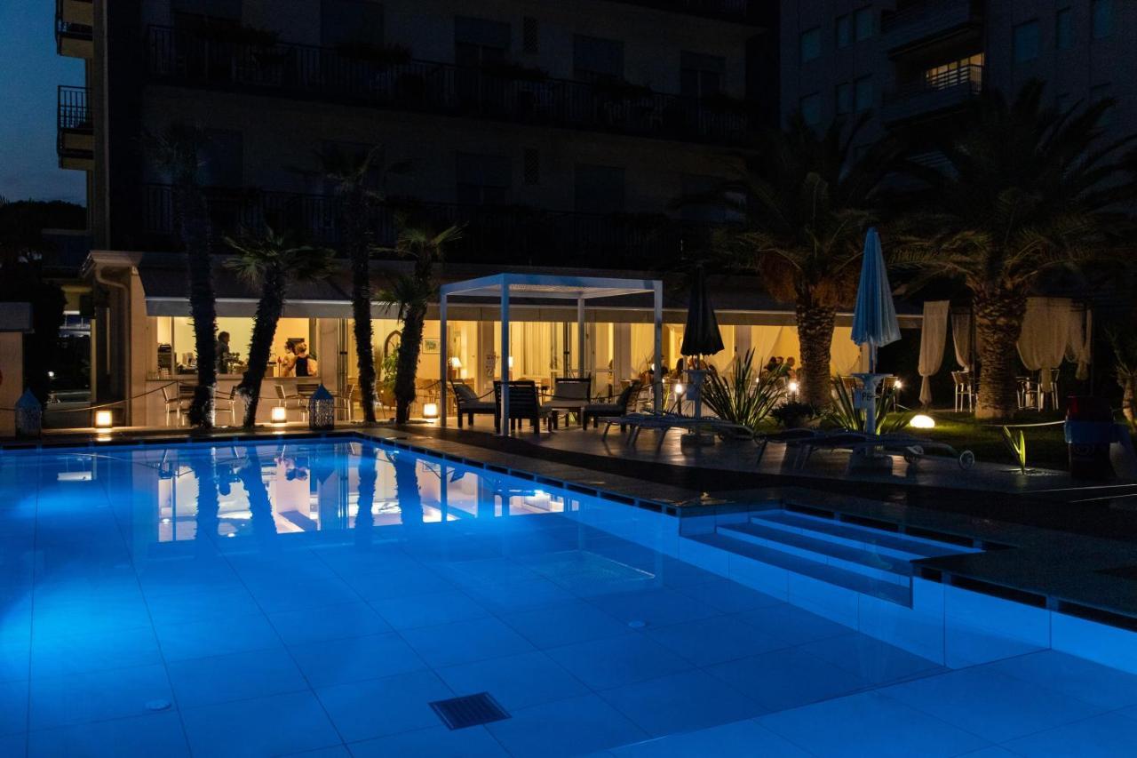 Hotel Conchiglia ليدو دي يسولو المظهر الخارجي الصورة