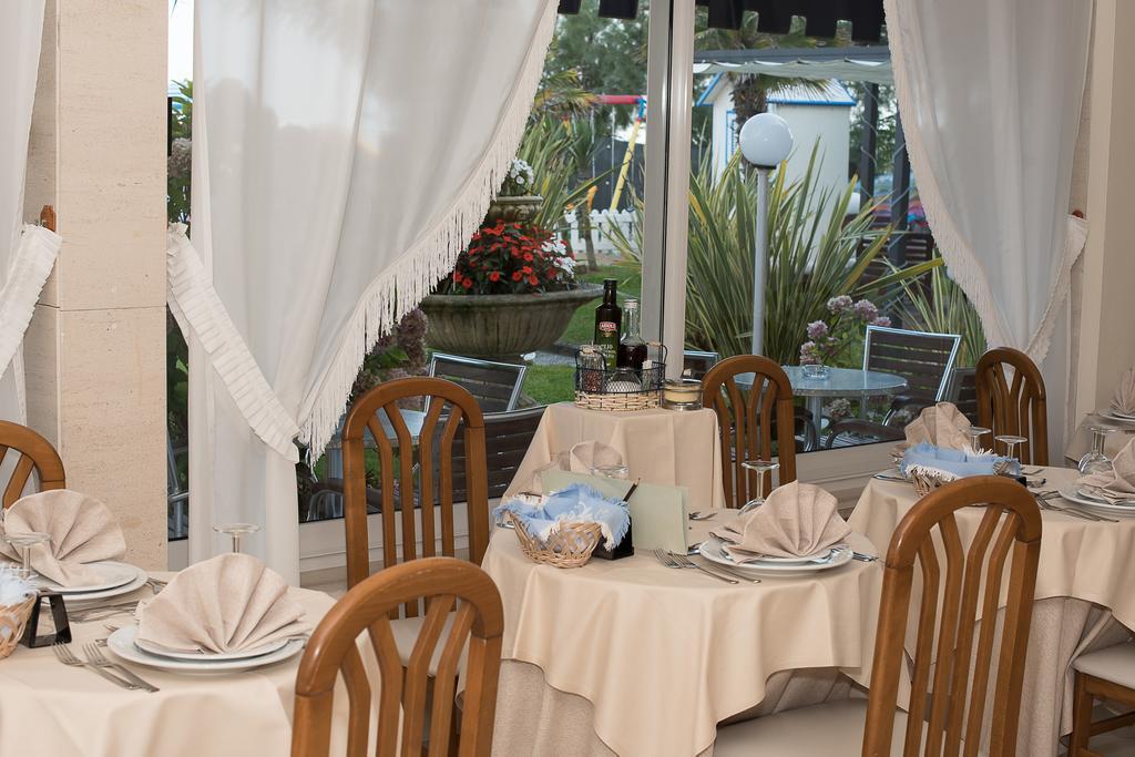 Hotel Conchiglia ليدو دي يسولو المظهر الخارجي الصورة