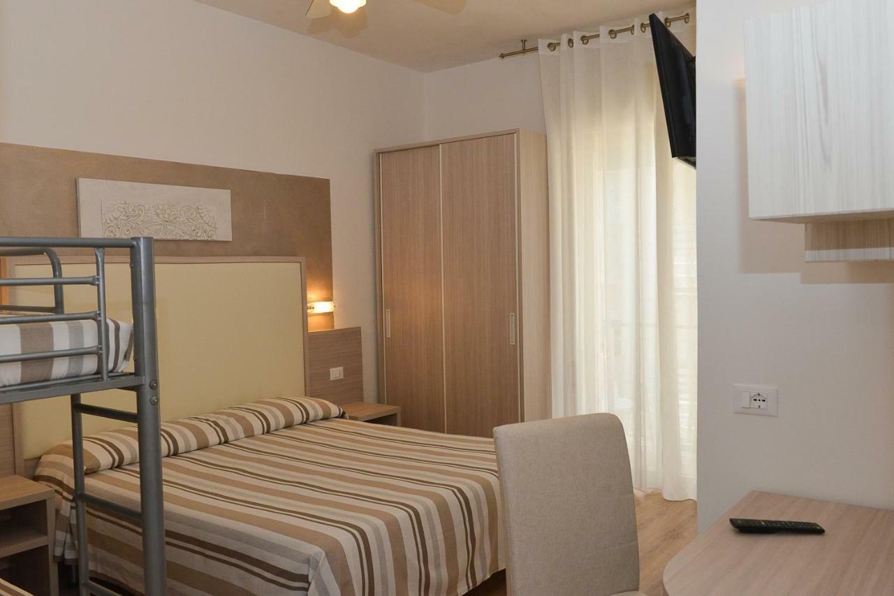 Hotel Conchiglia ليدو دي يسولو المظهر الخارجي الصورة